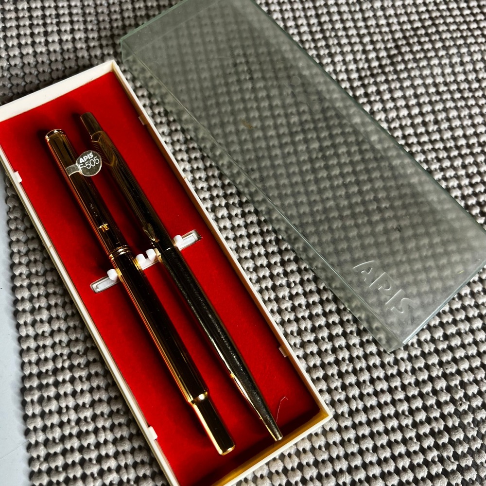 Vintage Parker Ballpoint and Apis F-505 Fountain Pen Gold Fluted Set with Case